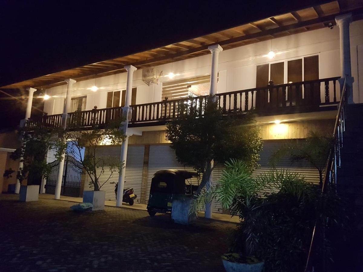 GG Lodge Mirissa Extérieur photo